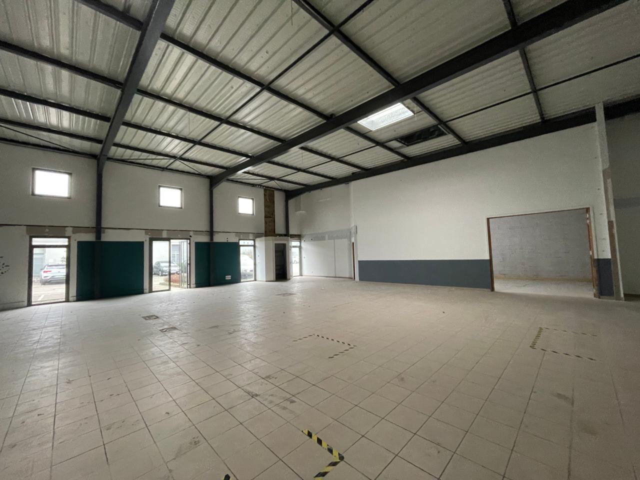 Local d'activité Lyon 364m² Location local d'activité Lyon Rhône OLACT2314822 6